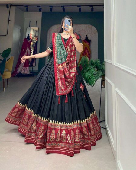 Women's Stitched Ethnic Lehenga Choli with Zari Border and Contrast Dupatta
